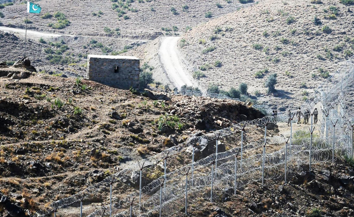 Pak-Afghan Border Fencing To Complete By End Of 2019: Pakistan Army ...