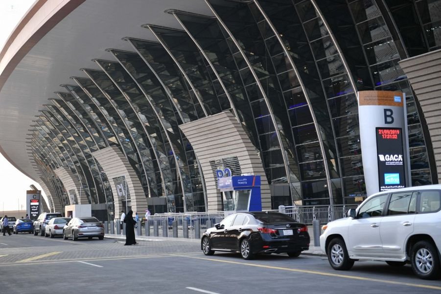 King Salman opens new terminal at King Abdulaziz International Airport ...