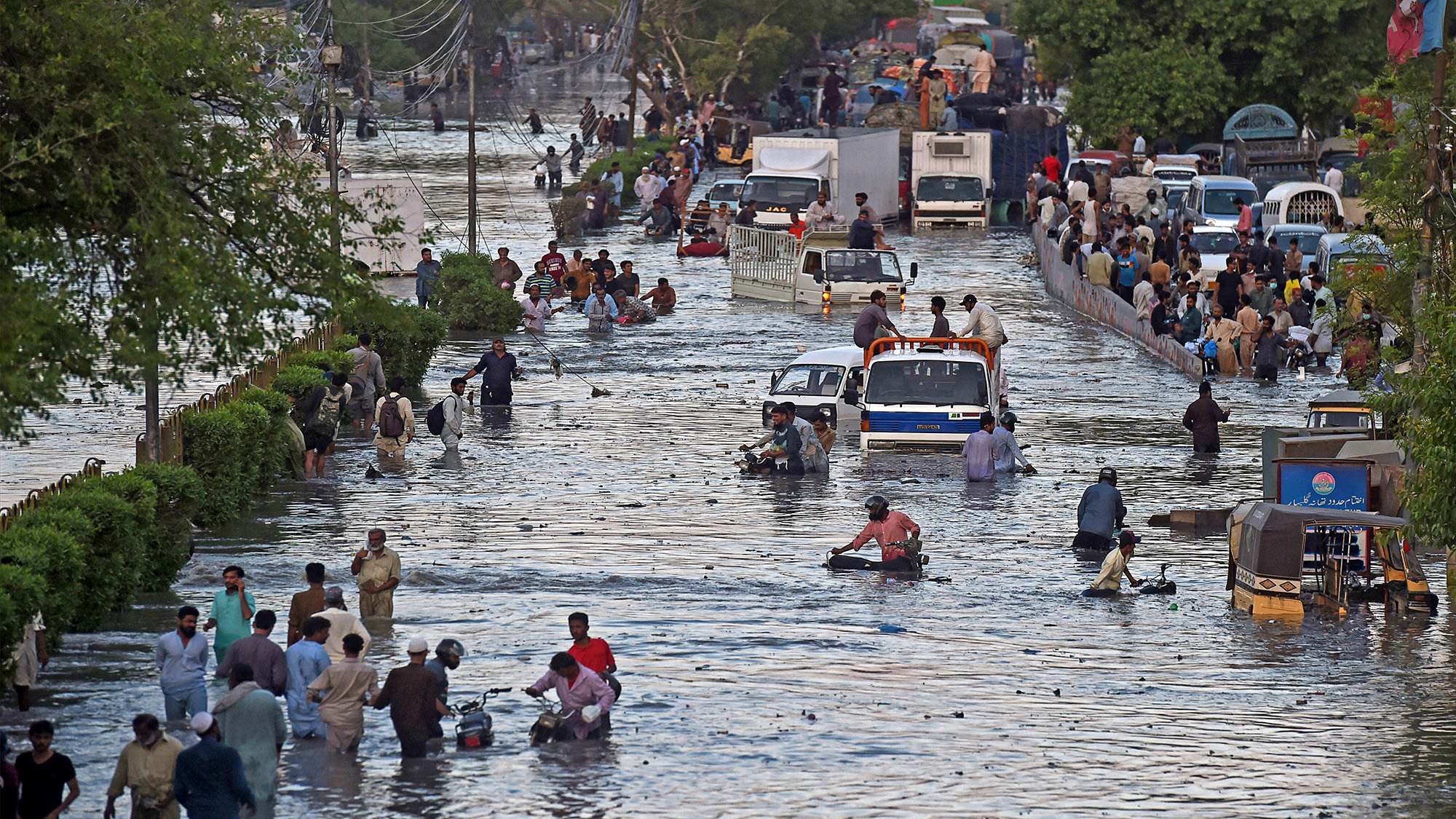 Met Department Warns Rains This Week May Flood Pakistan s Financial Hub 