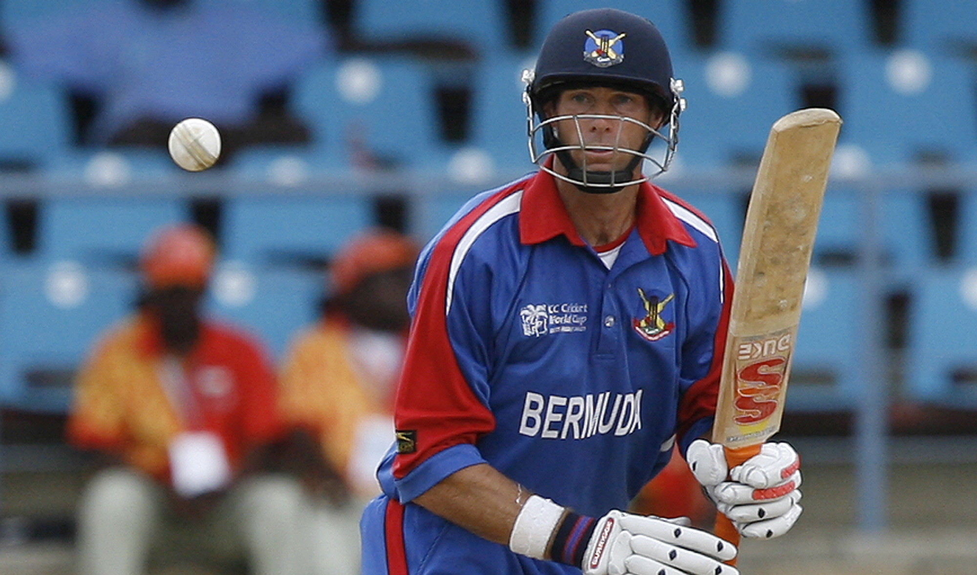 Former Bermuda batsman David Hemp appointed Pakistan women's coach ...