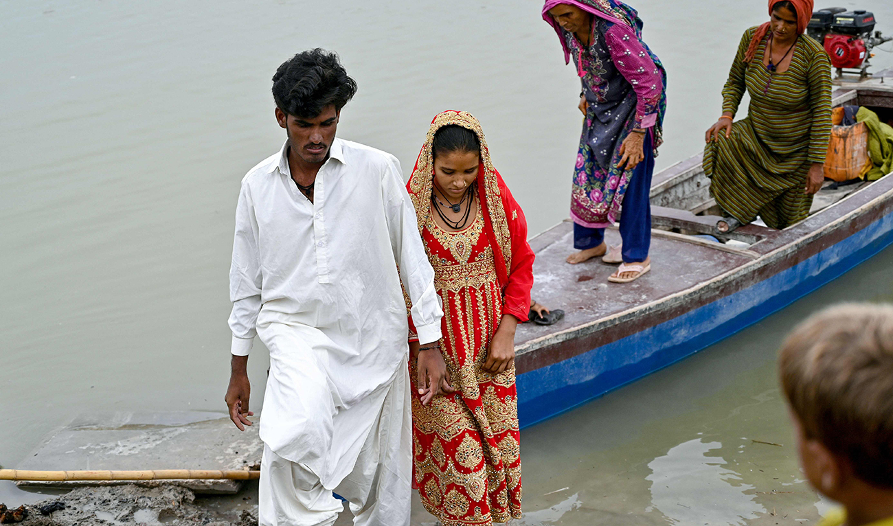 ‘Monsoon brides’: Extreme weather fuels Pakistan child marriages