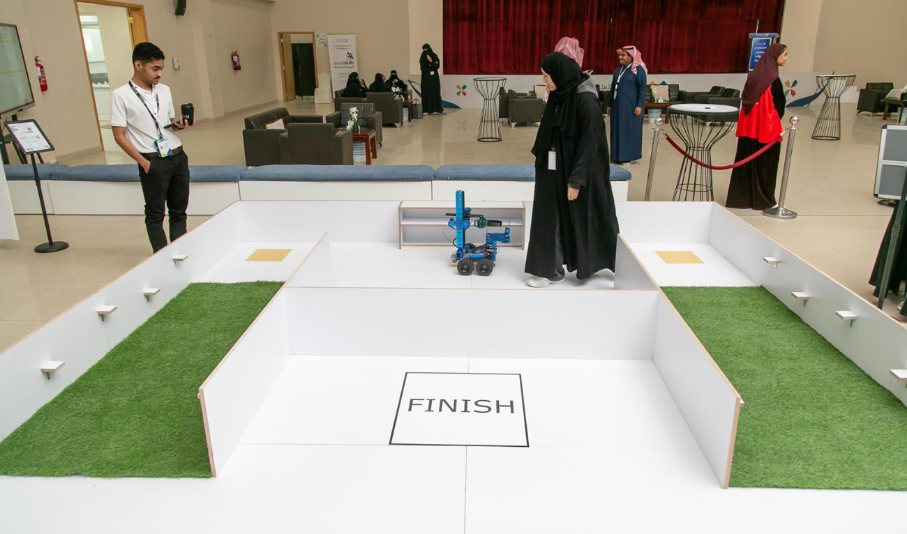 Saudi Arabia’s Al-Ahsa hosts mobile robotics challenge