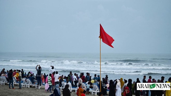 Thousands Along Bangladesh, Myanmar Coast Told To Seek Shelter As ...