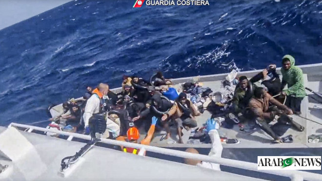 Italian coast guard rescues 22 shipwrecked people, recovers 9 bodies ...