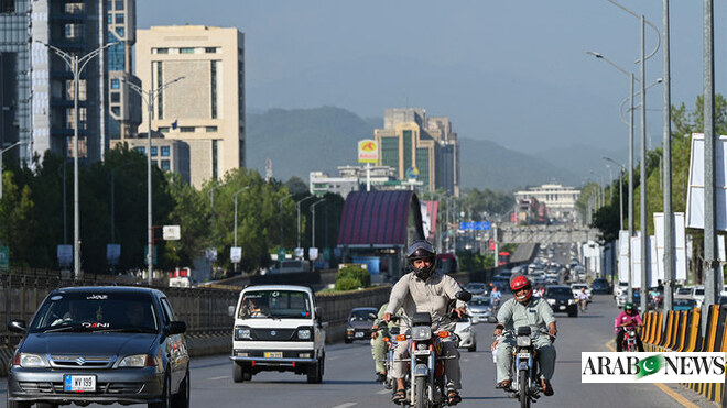 Pakistan urges World Bank support on economic reforms, development agenda