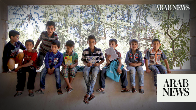 Syrian Children Study On The Ground In Abandoned Villa | Arab News PK