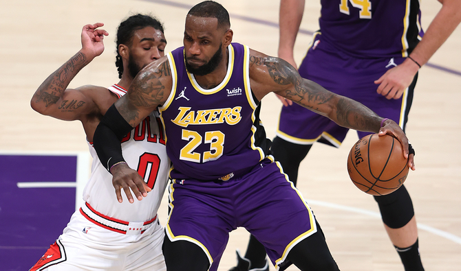 Can exhausted LeBron, Anthony Davis get to Lakers' finish line