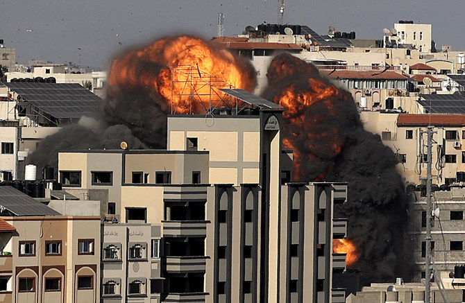 Israel pounds Gaza to curb Hamas but rockets still fly, death toll hits 126 | Arab News PK