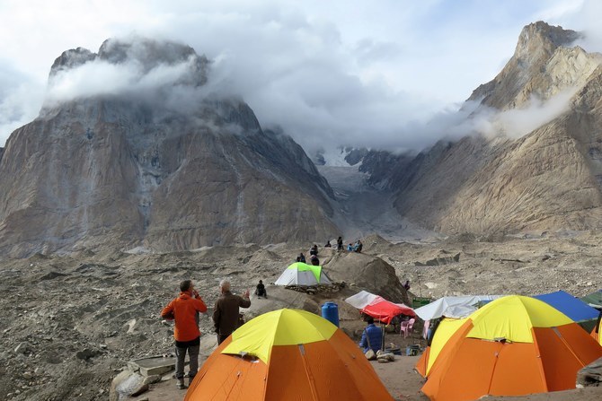 Pakistan climbing season reaches new heights as 1,400 foreign ...