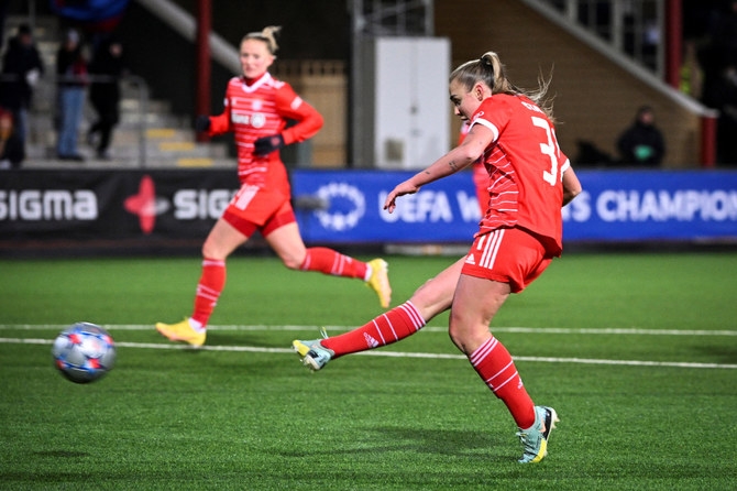 FC Bayern pass first Women's Champions League test in 2-1 win over