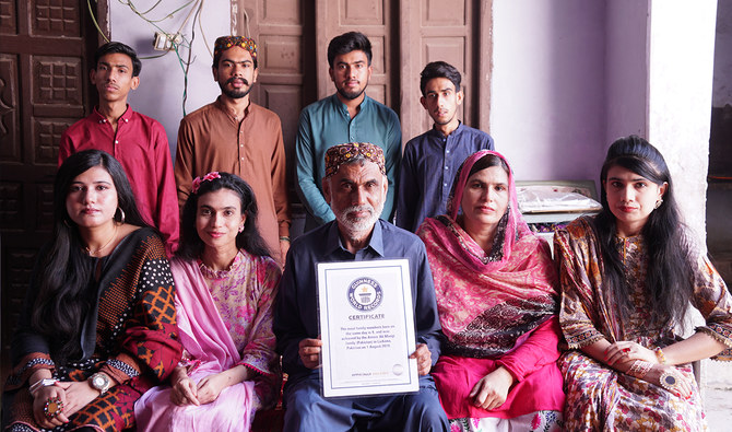 'Nature’s Wonder': Pakistani Family Of 9, All Born On Same Date, Long ...