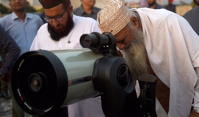 Pakistan’s moon-sighting committee meets today to sight Muharram ...