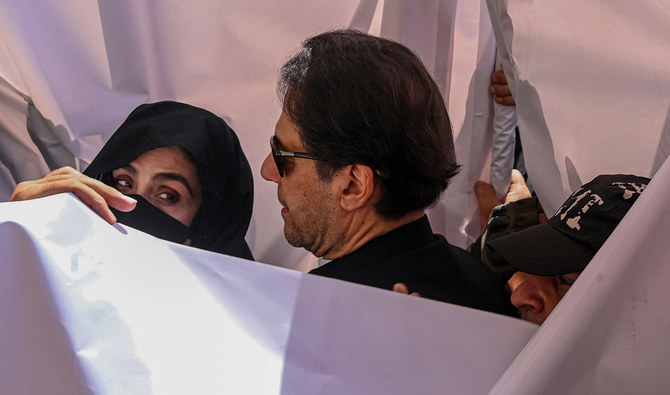 Pakistani Court Grants Bail To Ex-pm Khan’s Wife In Graft Case— Lawyer 