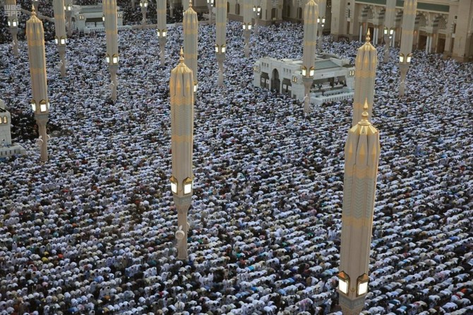 Eid Al-Fitr prayer performed throughout Saudi Arabia | Arab News PK